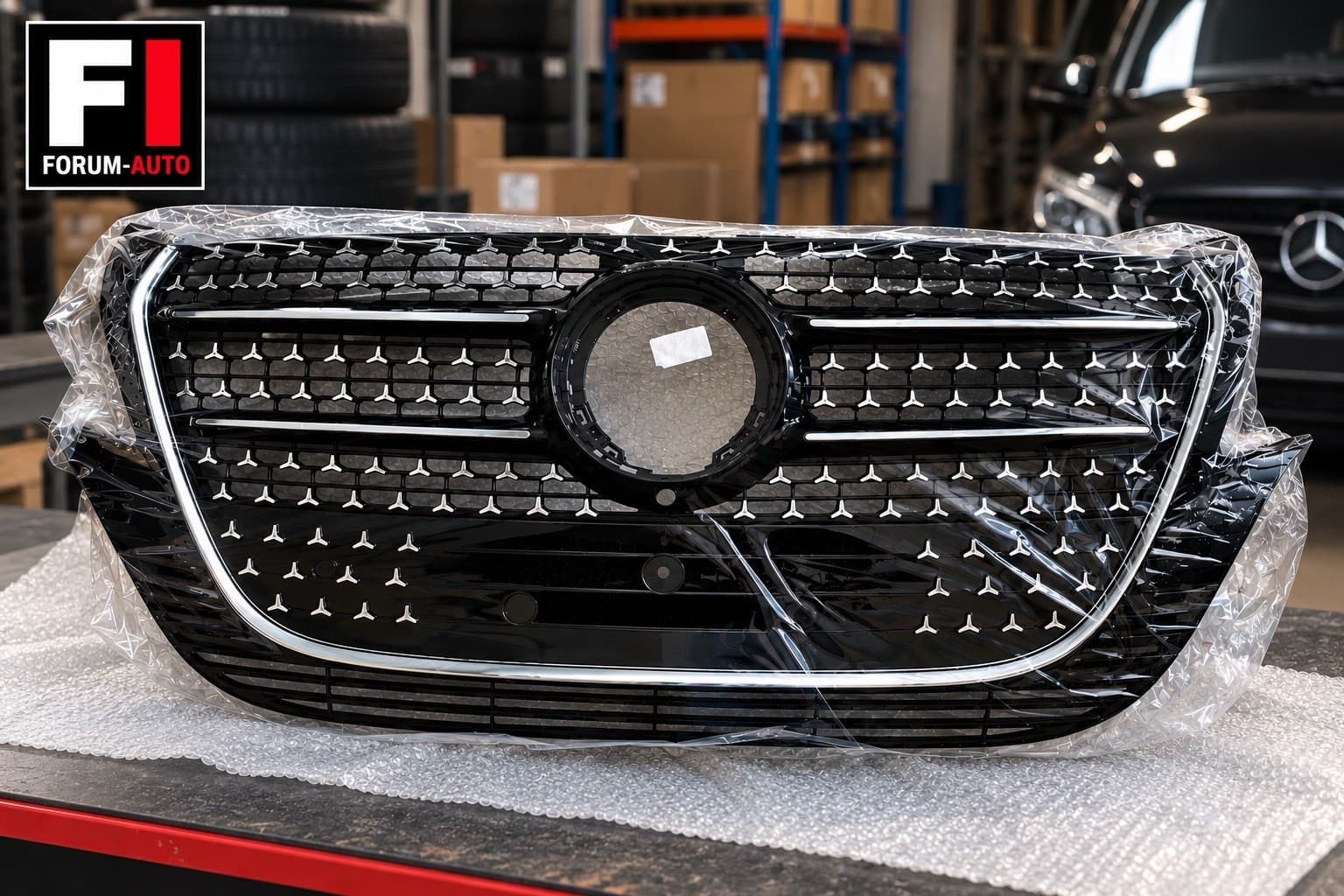 Genuine Mercedes Vito V-Class W447 Front Grille Black OEM With Badge — photo 1